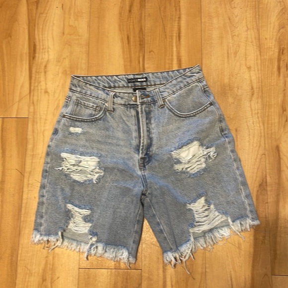 Shorts - Picture 1 of 1